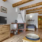 Siedlisko Kromienice Bed & Breakfast Krzywe (Mragowo)