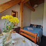 Bed & Breakfast Siedlisko Kromienice 3*