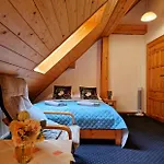 Siedlisko Kromienice 3* Krzywe (Mragowo)