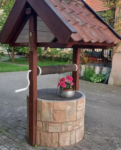 Siedlisko Kromienice Bed & Breakfast Krzywe (Mragowo)